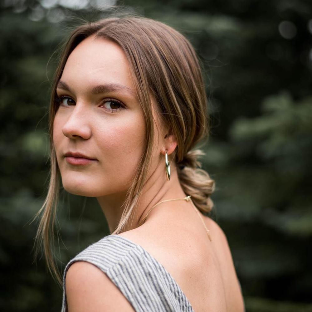 Meet your Posher, Julia